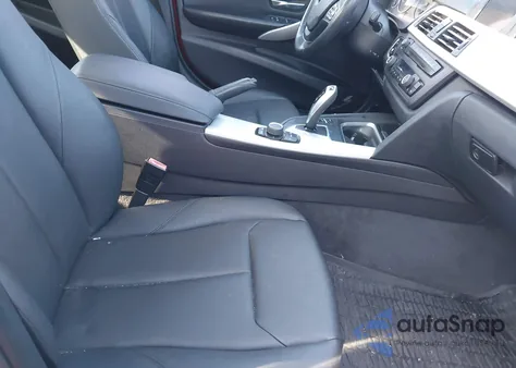 2012 BMW 328I из США, поврежденный, VIN WBA3A5G5XCNP17115